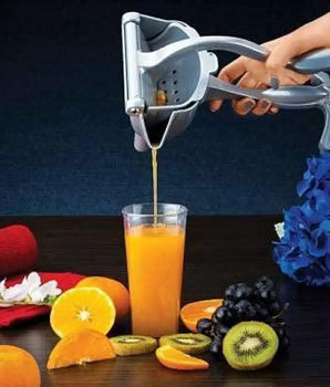 Squeezer manual hand juicer